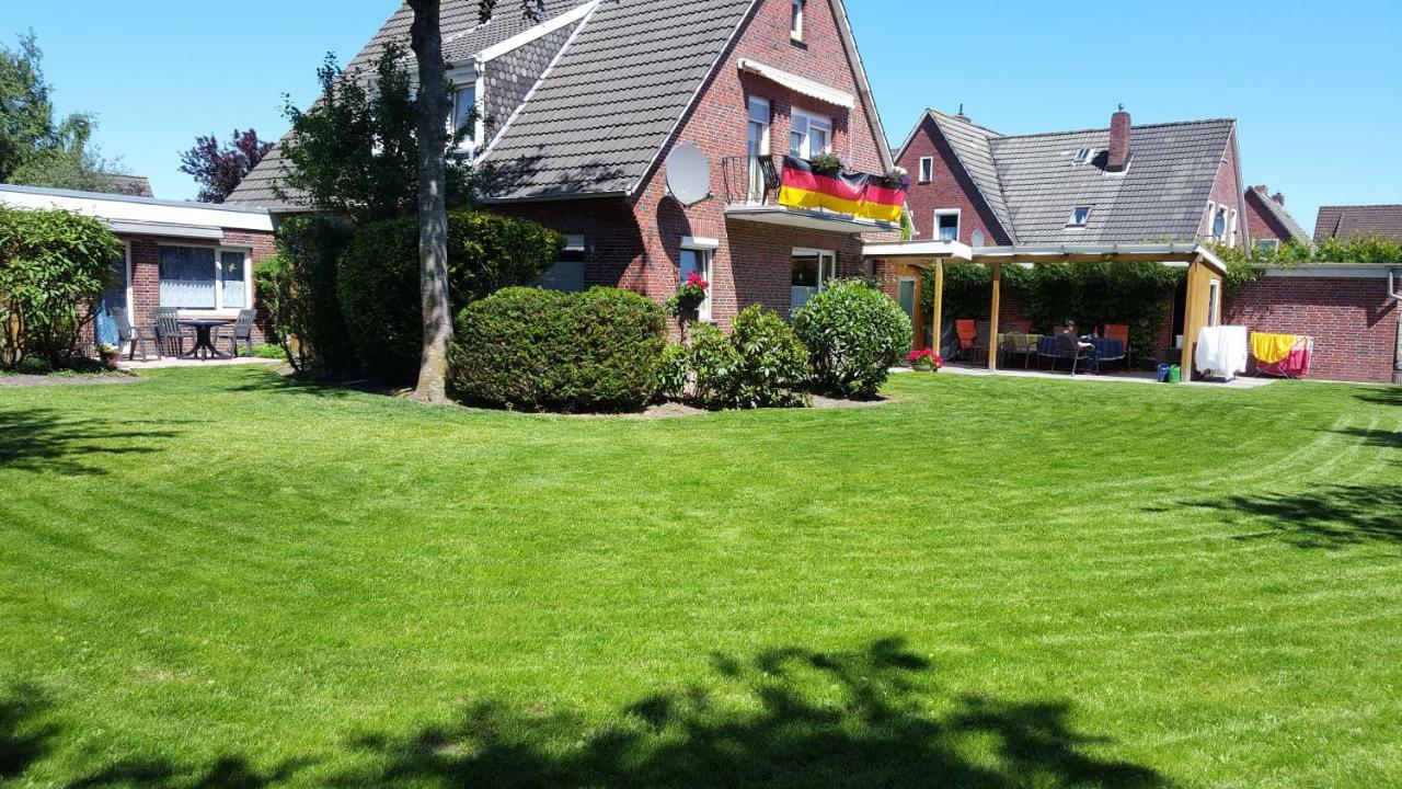 Wohnung 2 Mit Balkon- Haus Annegrete Esens Bagian luar foto